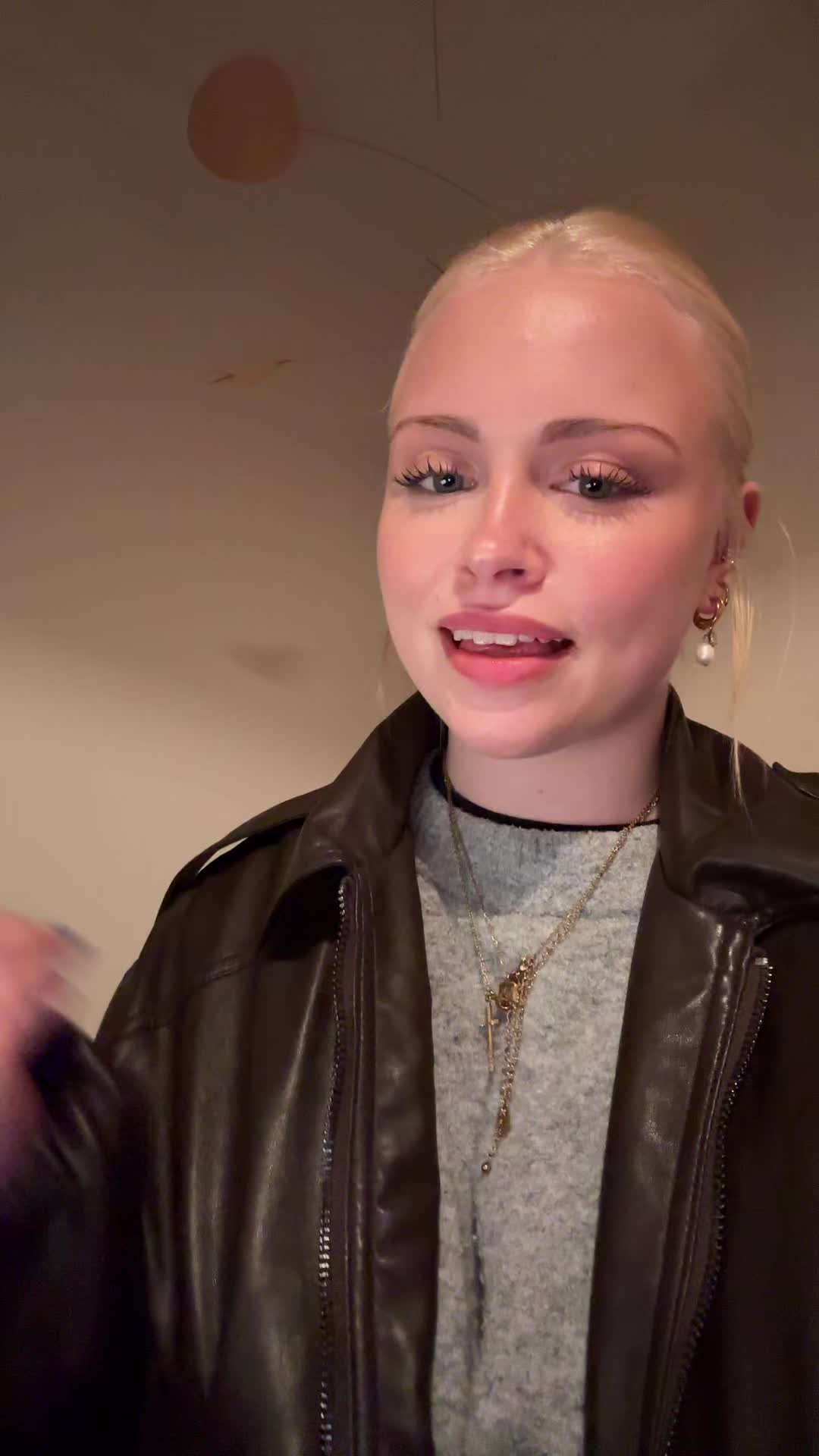 @sarah