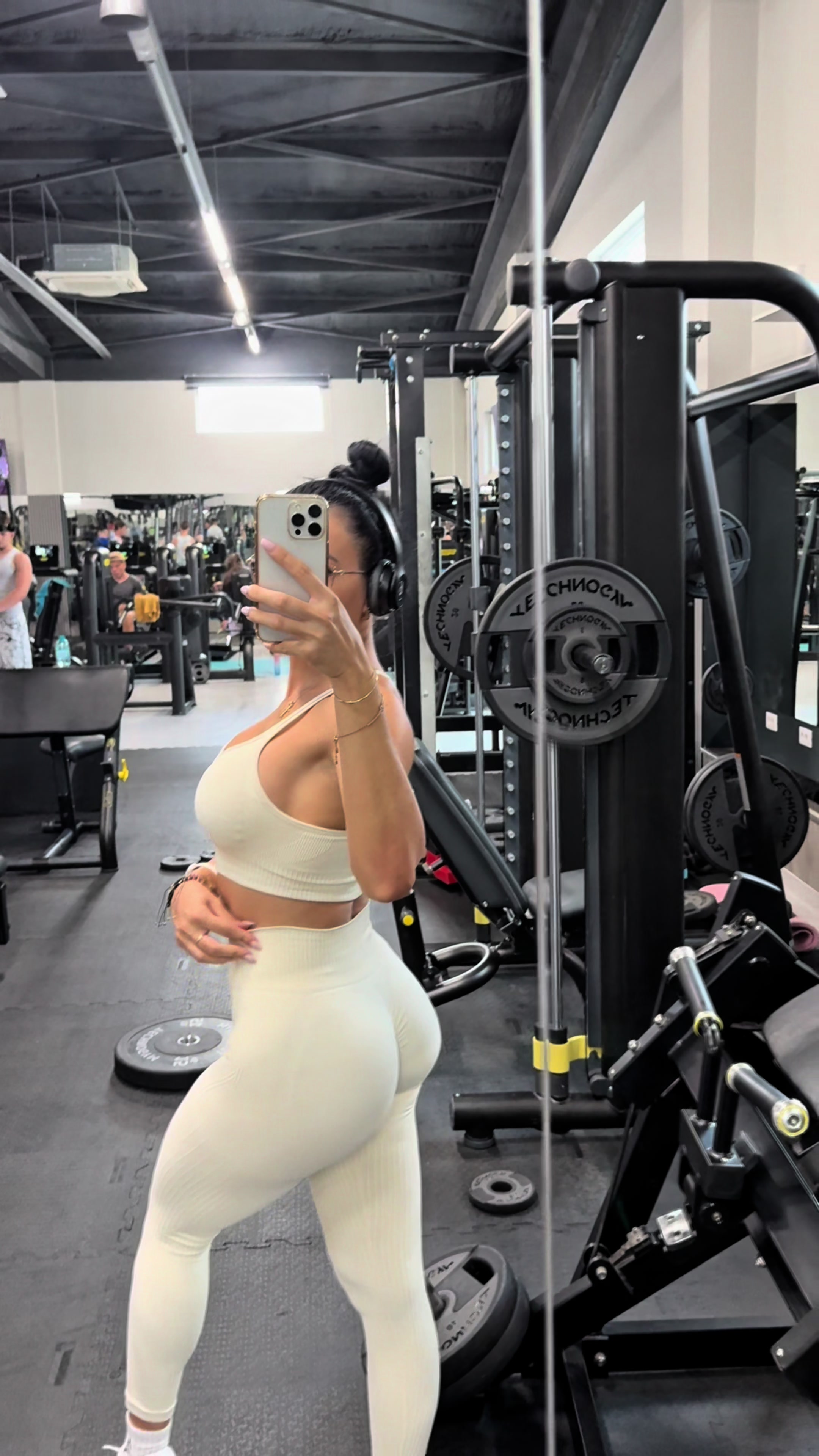 @LoredanaX