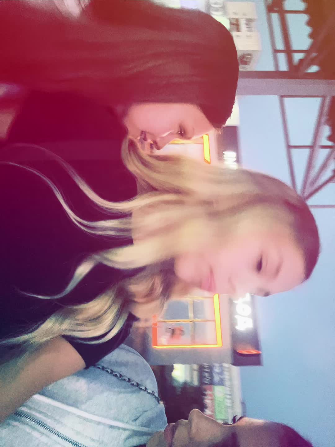 @Святошка🎀🌸👙