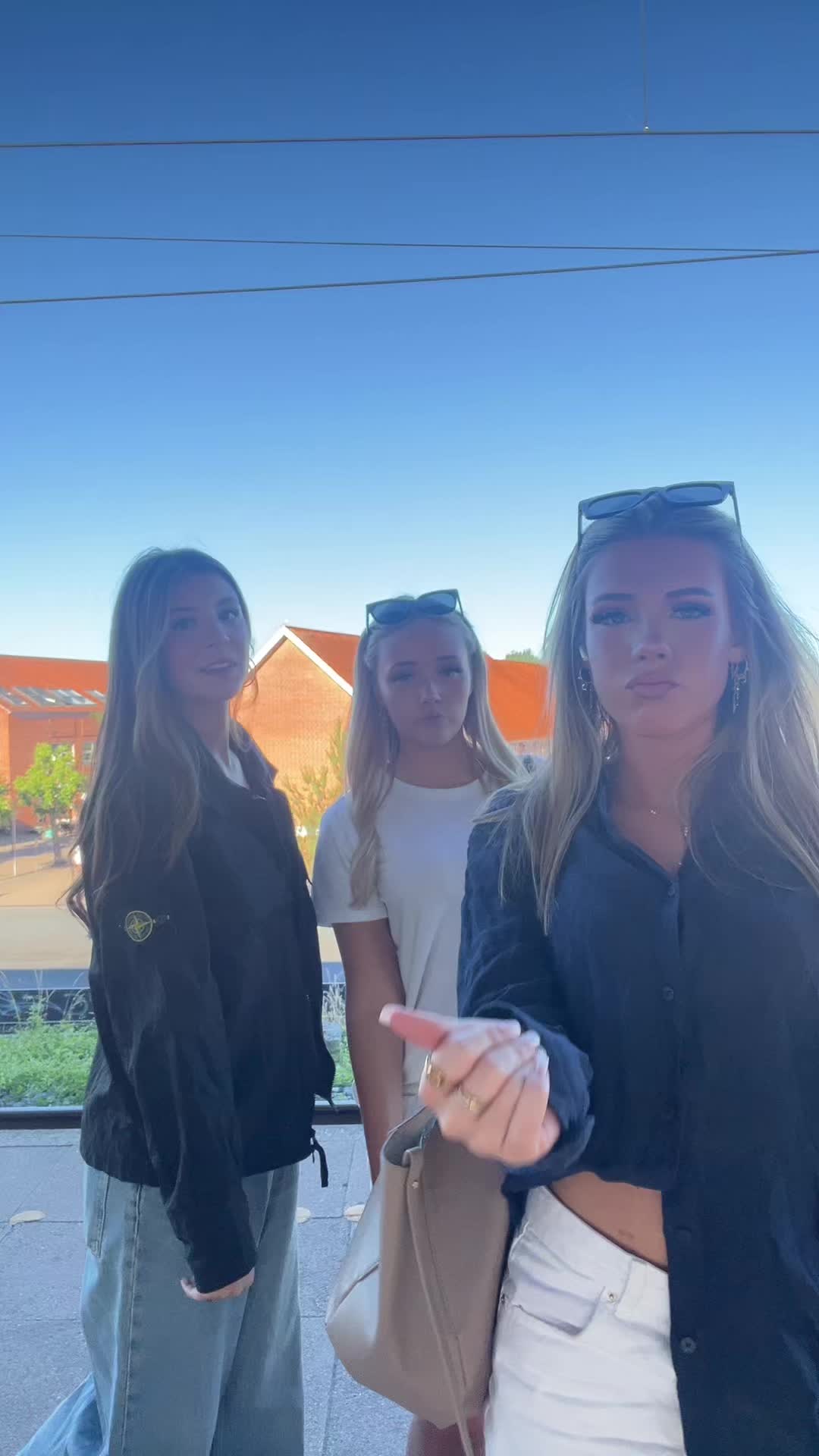 @𝓒𝓵𝓪𝓲𝓻𝓮