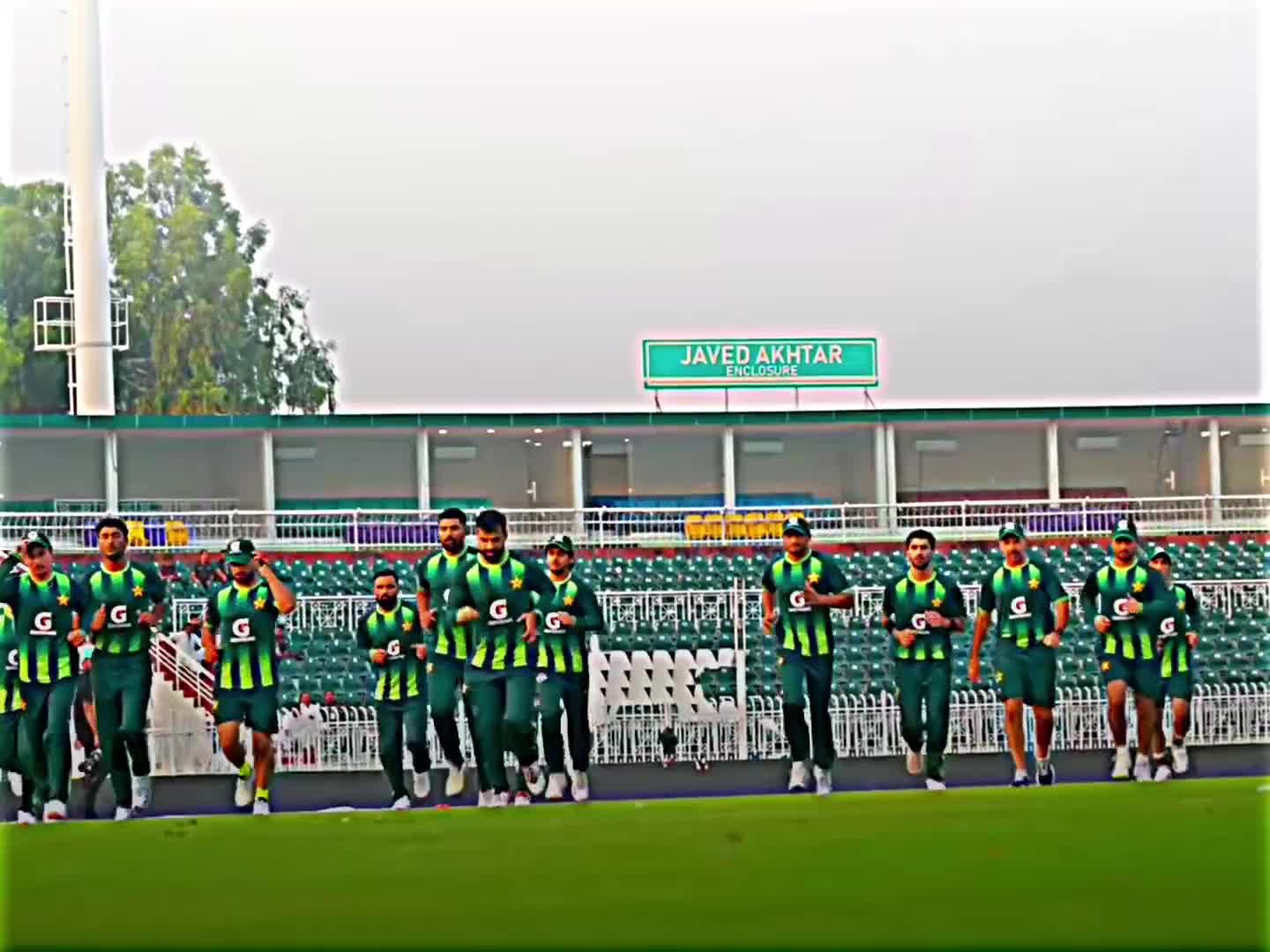 @CRICKET 👀👅