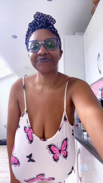 @ruerue_angela
