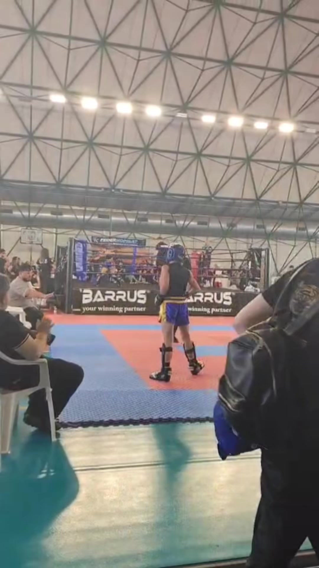 @C R I 🥊