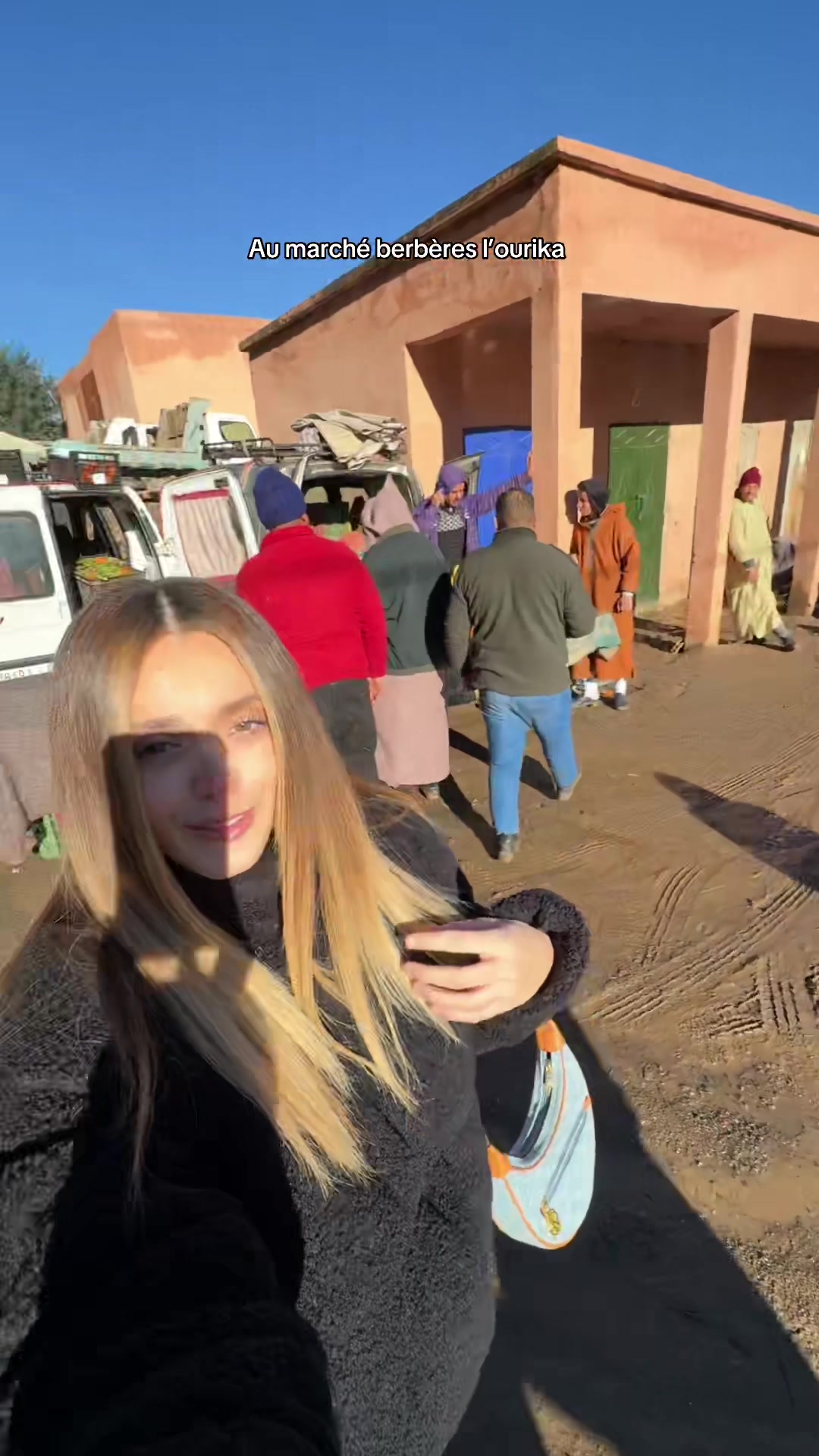 @👛LORIANA