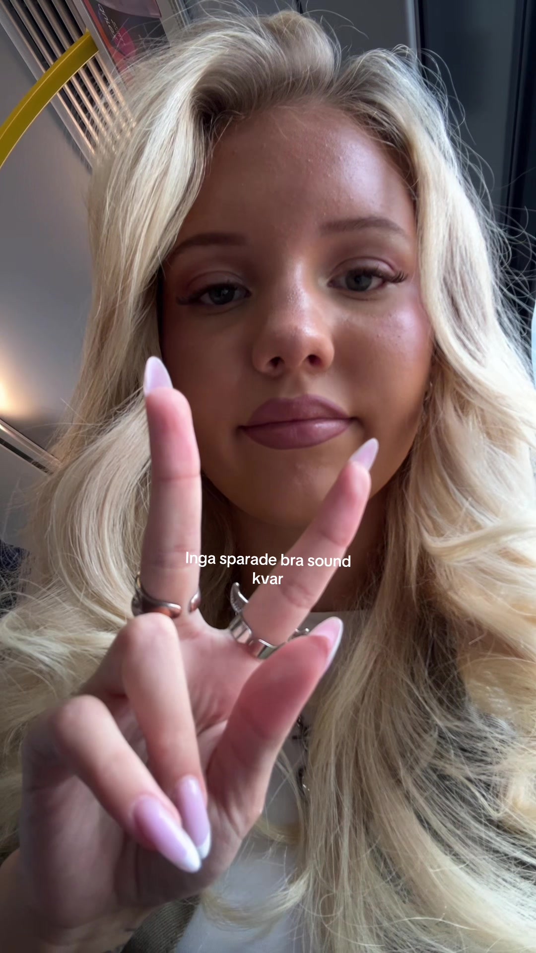 @Mollie_Sjöholm