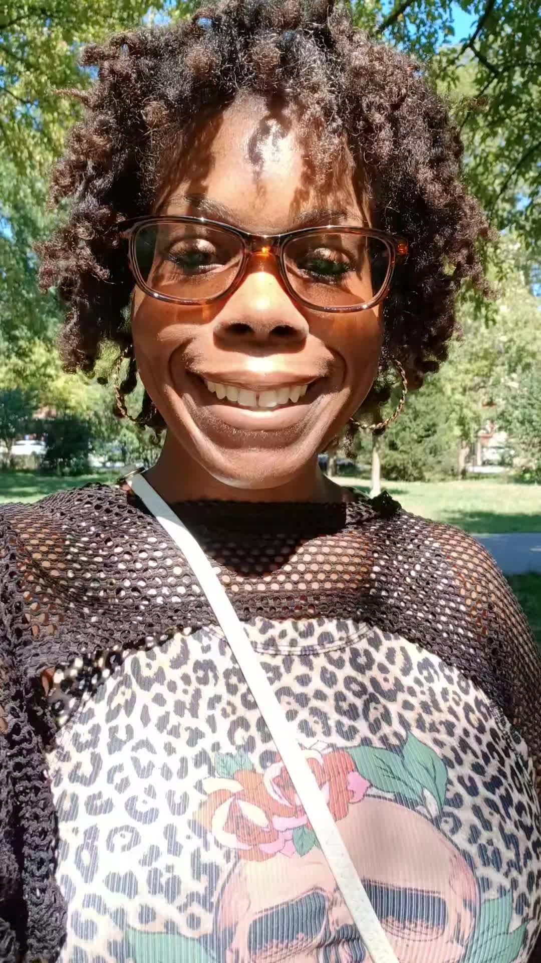 @Tee
