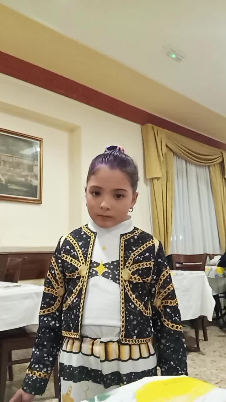 @Rita Artiaco