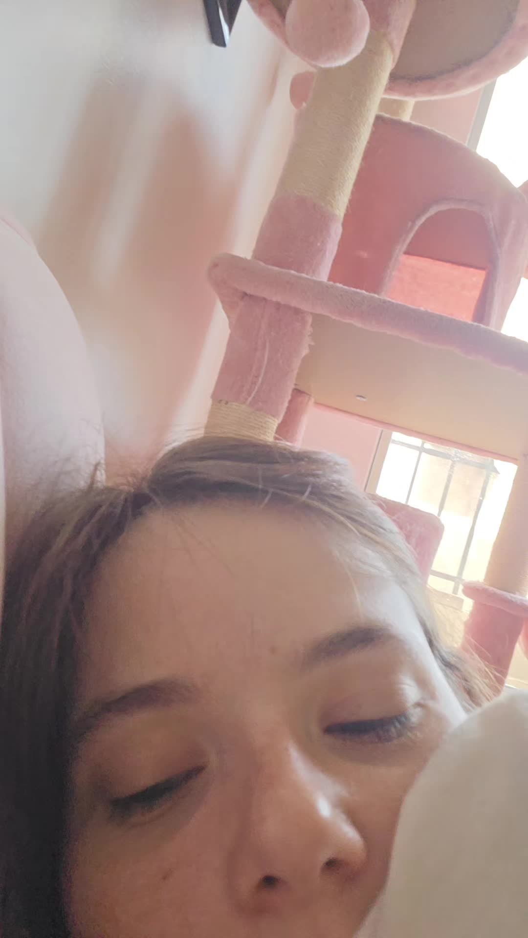 @Emily Isn't Online 🥶