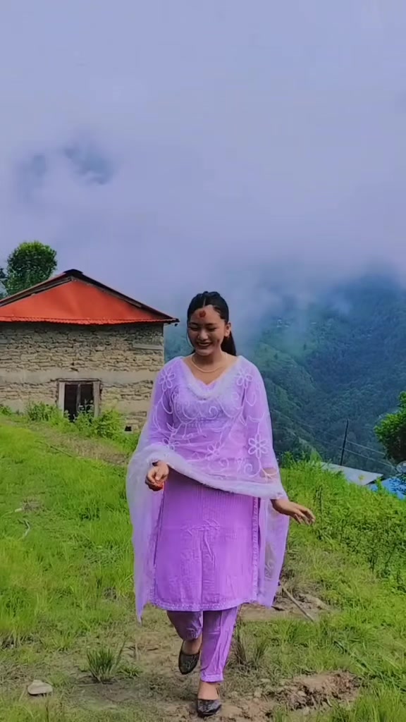 @miss_paru🇳🇵