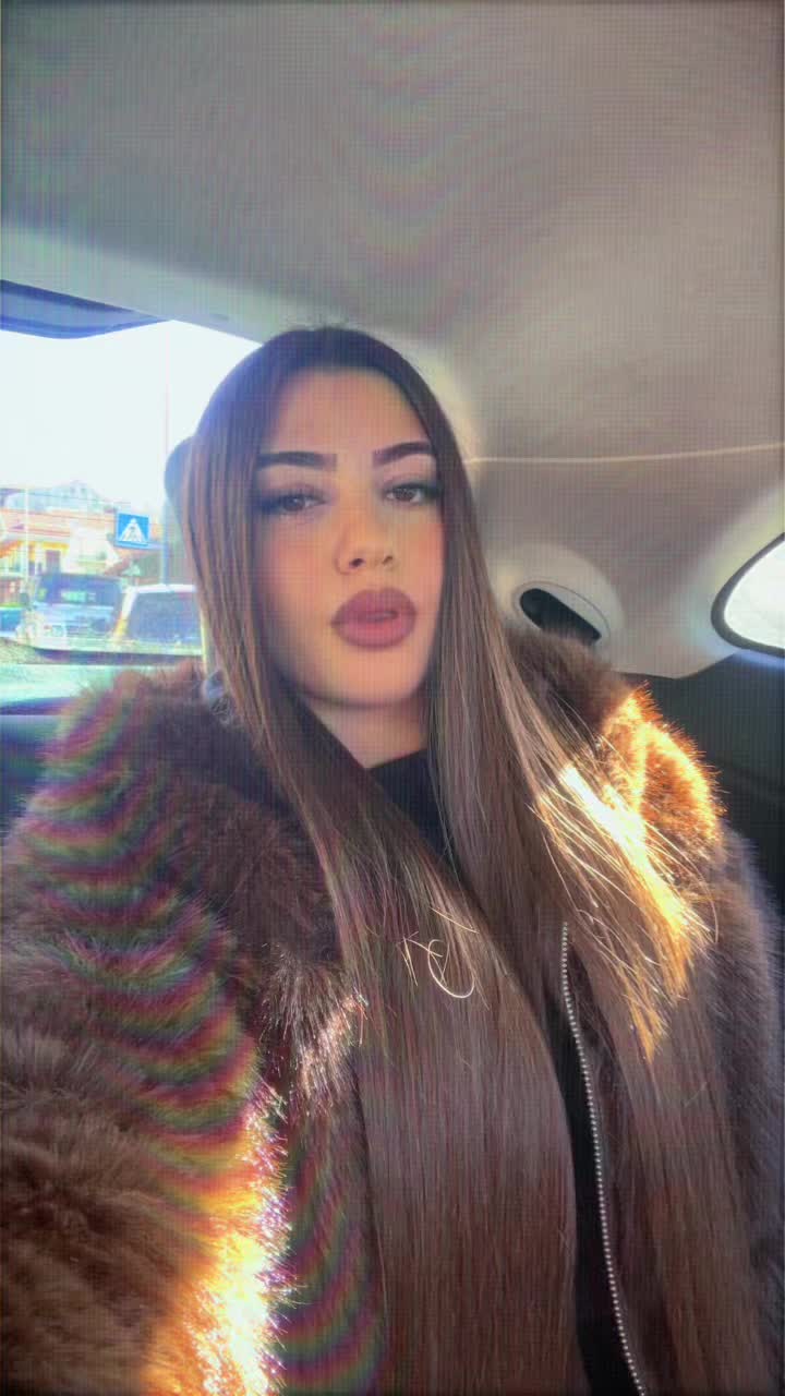 @𝙳𝙴𝚂𝚈