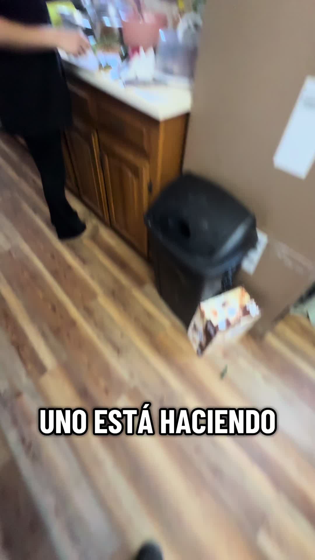 @Elchairez