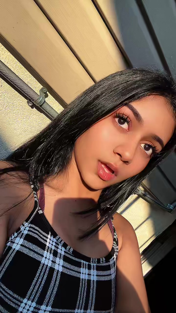 @🇬🇾🌺 𝕷𝖎𝖑 𝕸𝖊𝖑 🌺🇬🇾