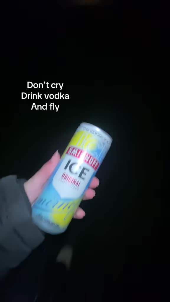 @‘𝐀𝐦𝐞𝐥𝐢𝐚🌚