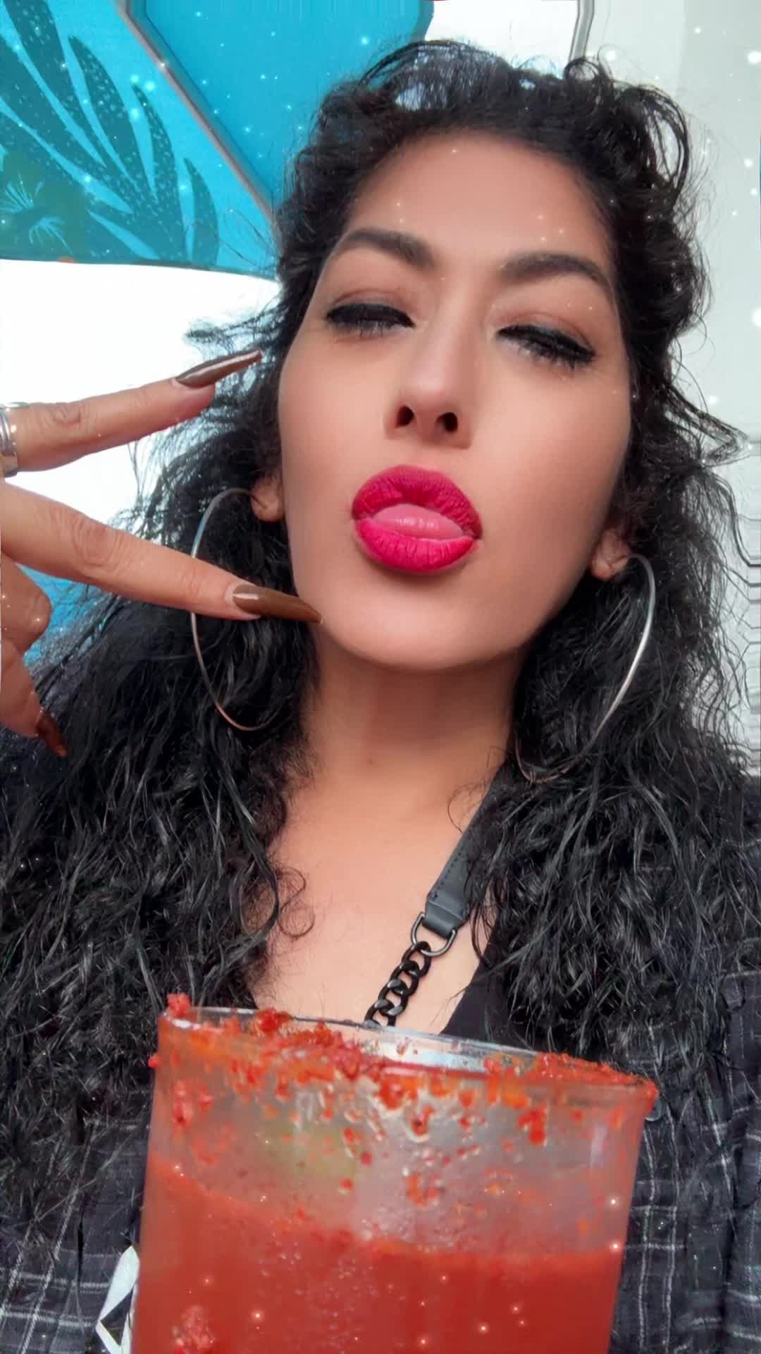 @Juanita Espinoza
