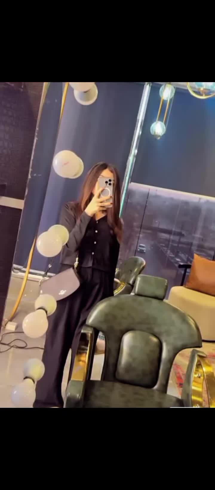 @Irha_Hussain110