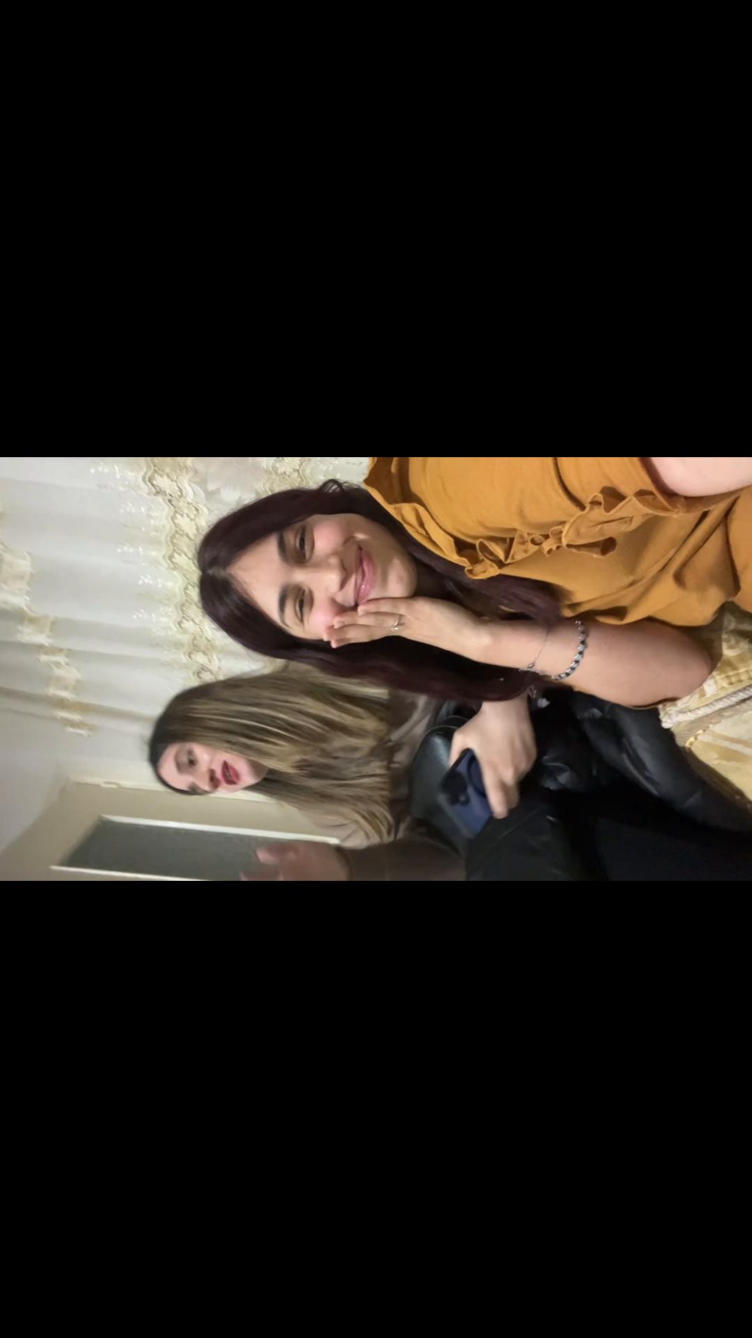 @Cate🌶️