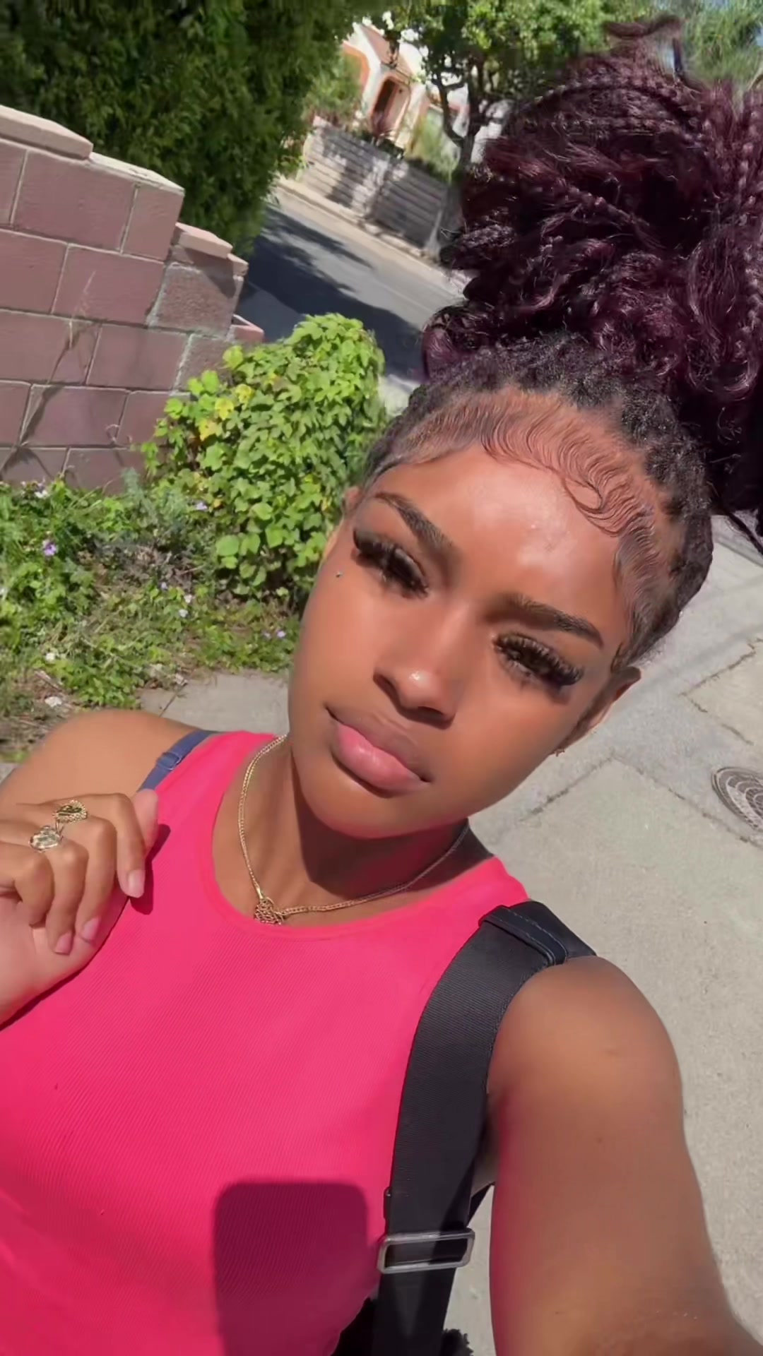 @sexiiredbonee