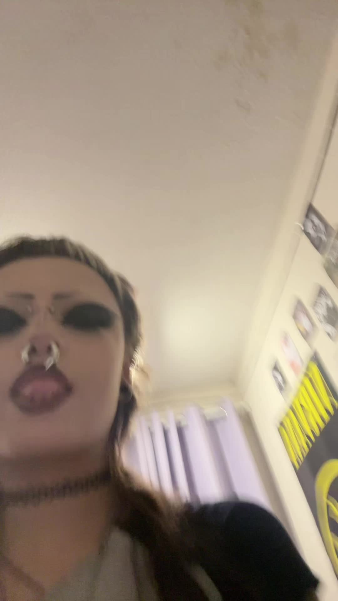 @Meg🦇