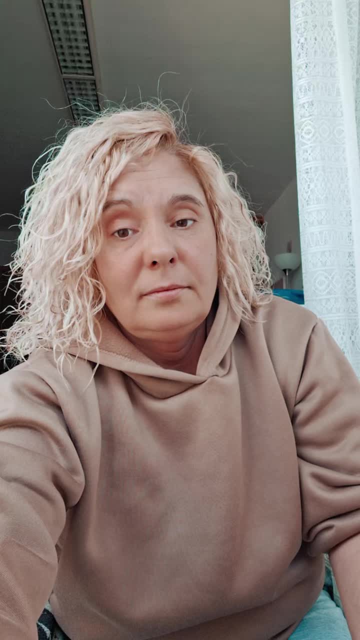 @Krisztinakisfalvi