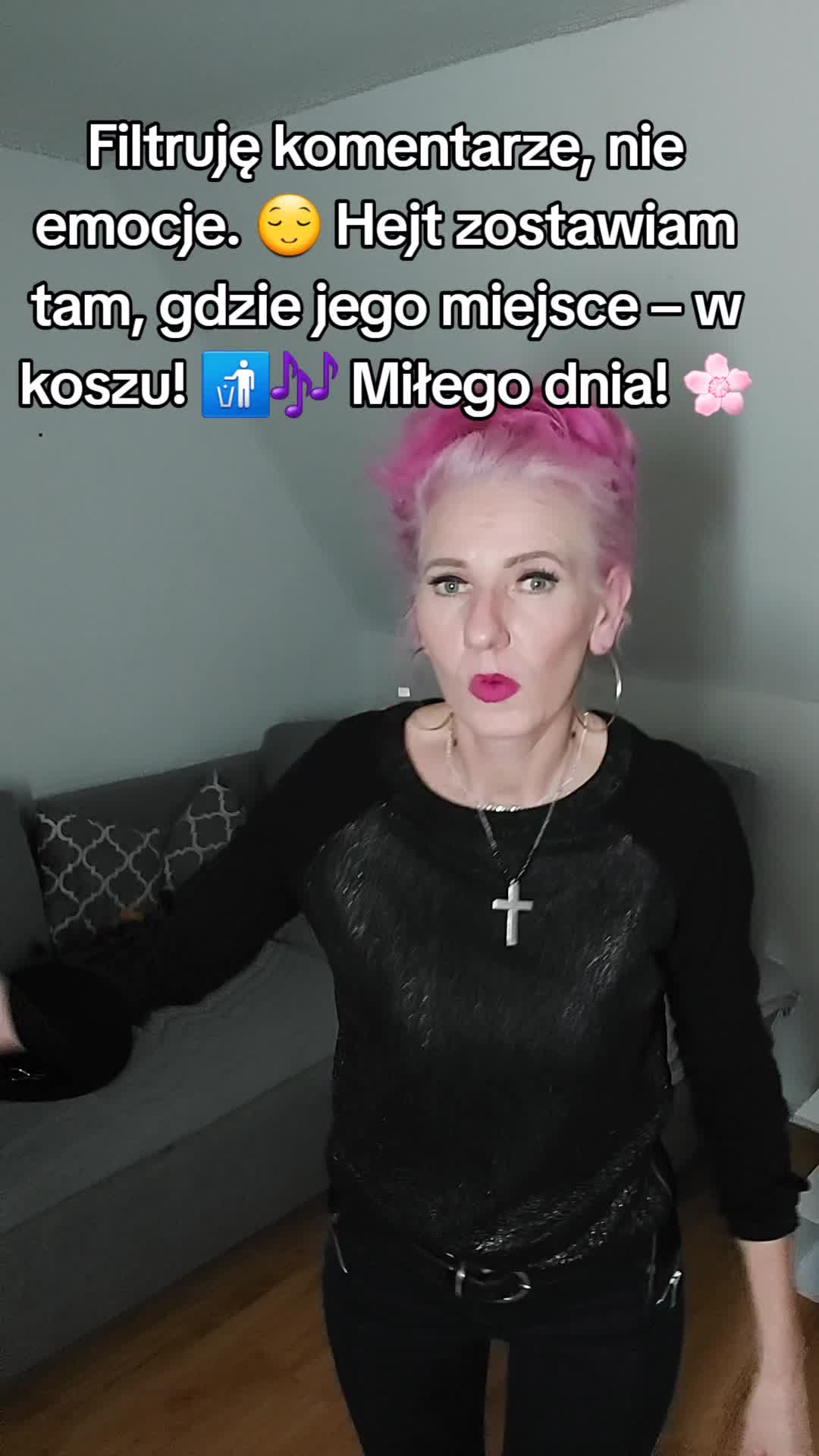 @Kinga✌(◕‿-)✌✿ &hearts;‿&hearts;)