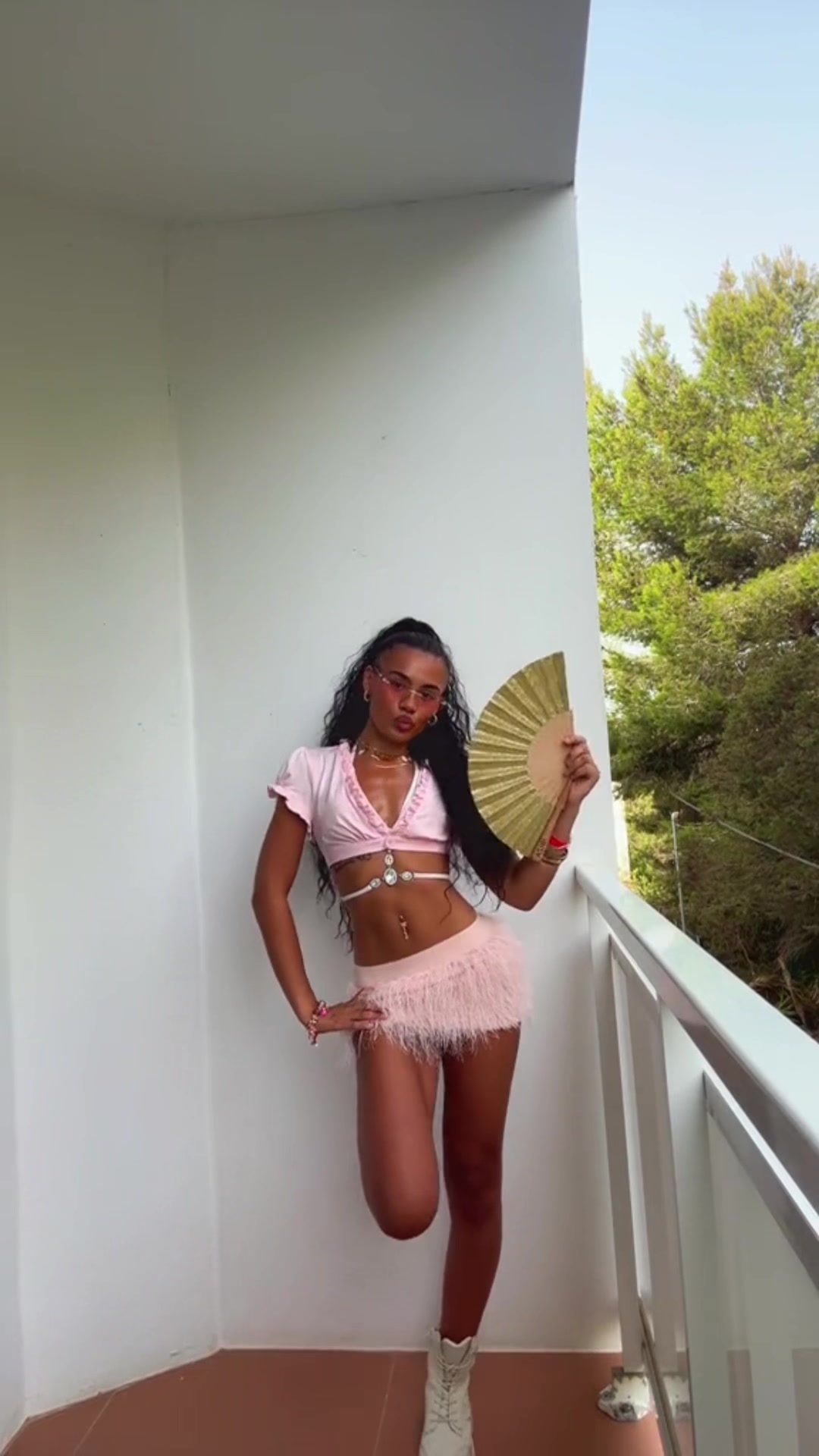 @kyrahworeit