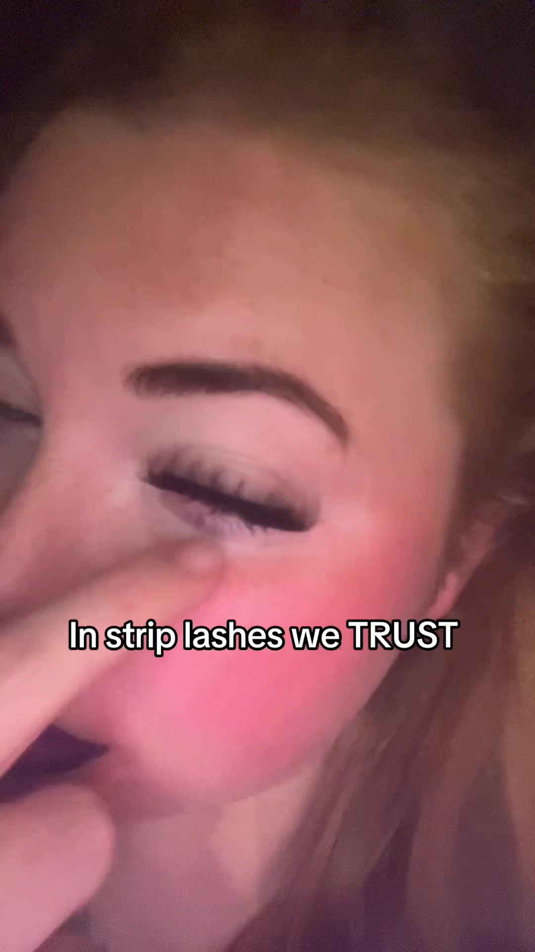 @Chelseaannisxox