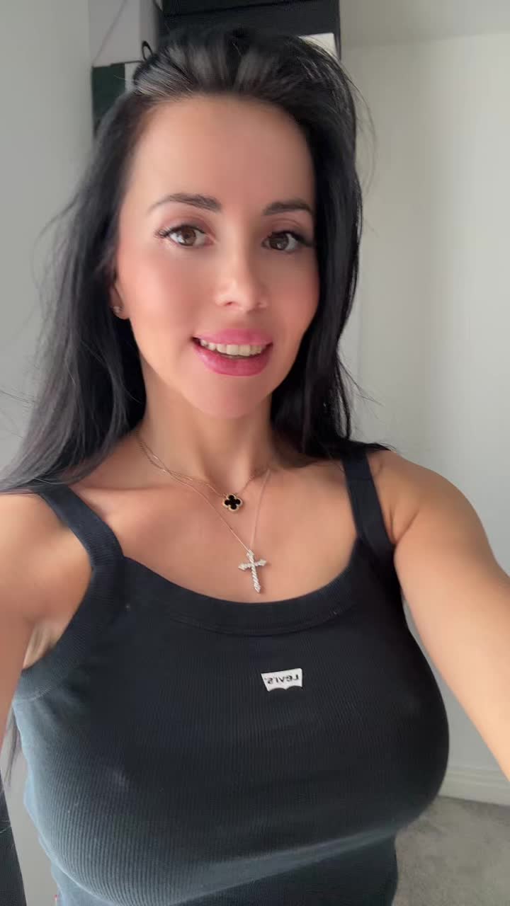@Elena Xonia