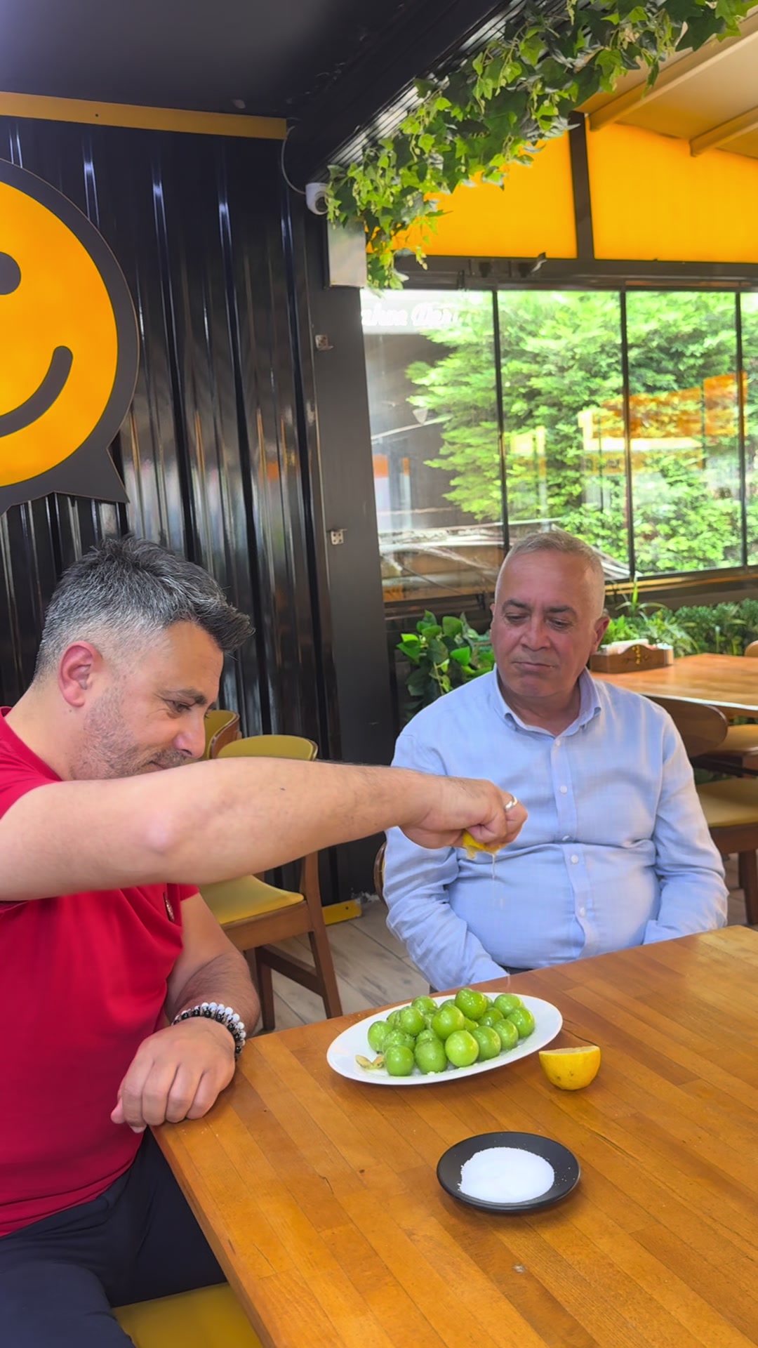 @K&Ouml;FTECİ EMİR & EMİR BURGER