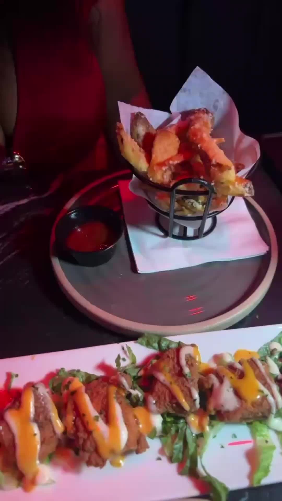 @chica