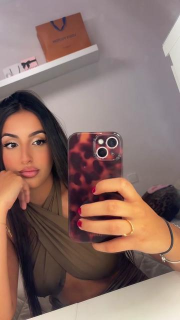 @adriana menacho
