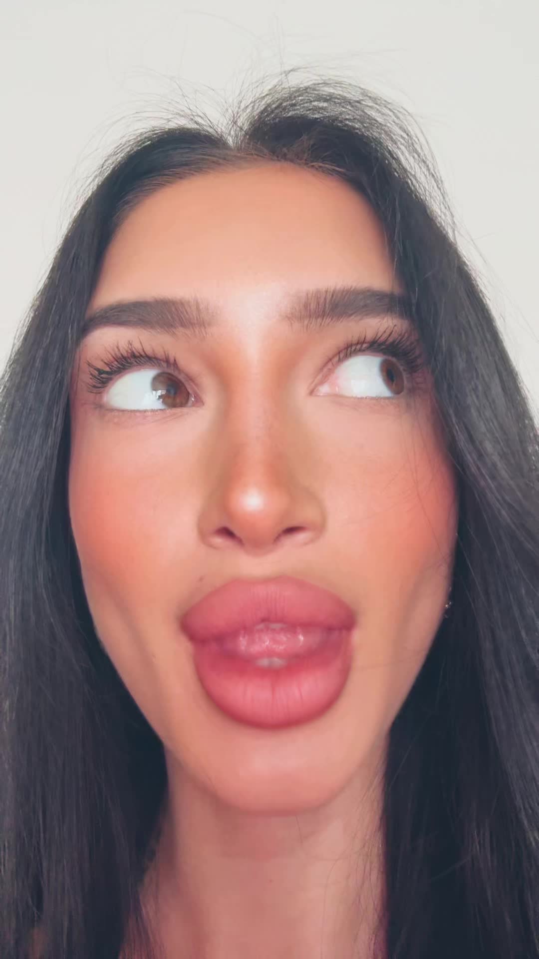 @samalikovaaa