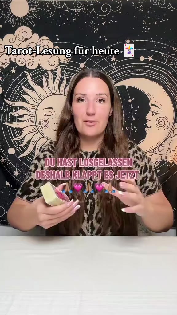 @Tarot Lesung by Selina Walker