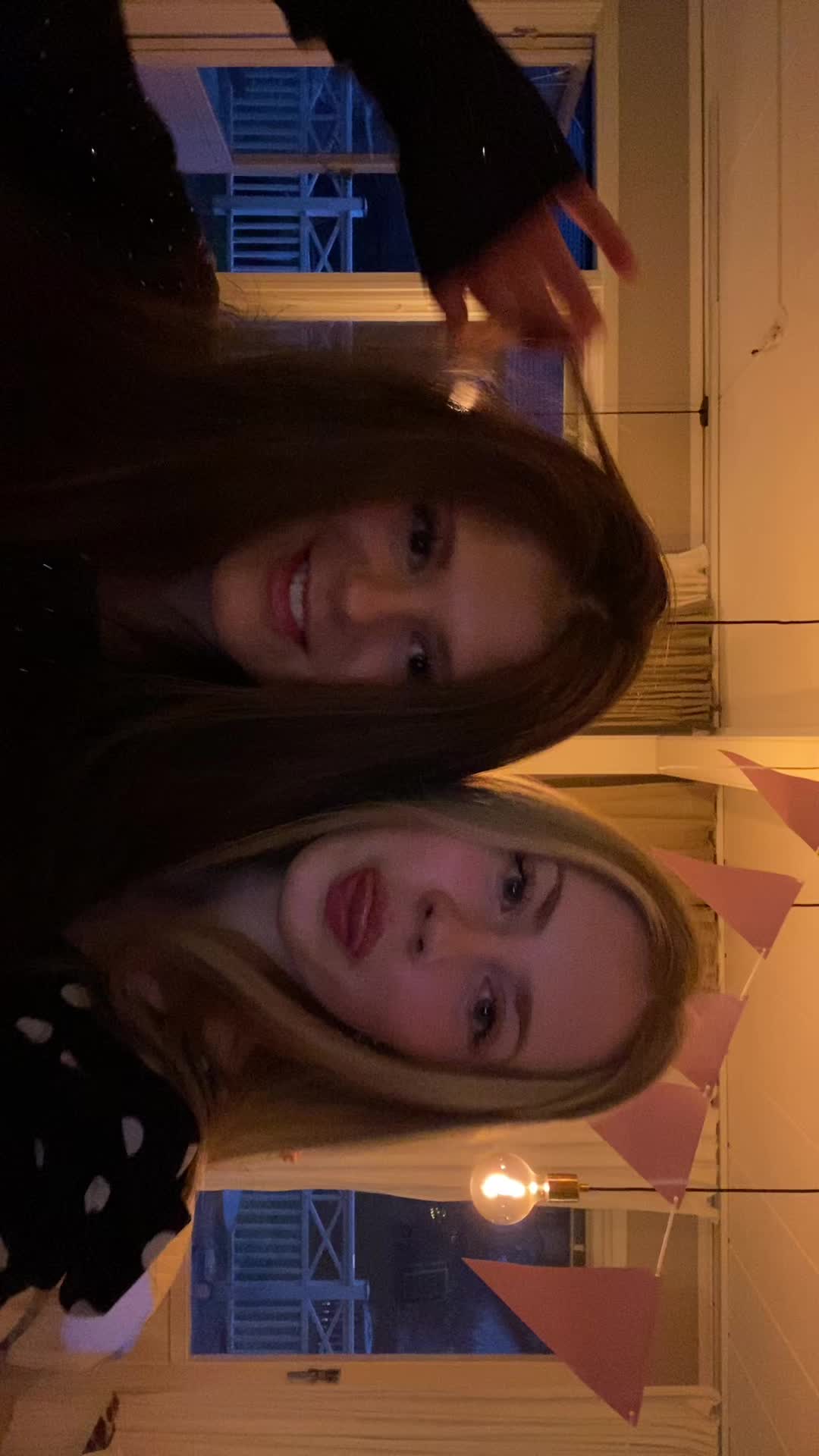 @kaypop 🍿🦄🙈💩