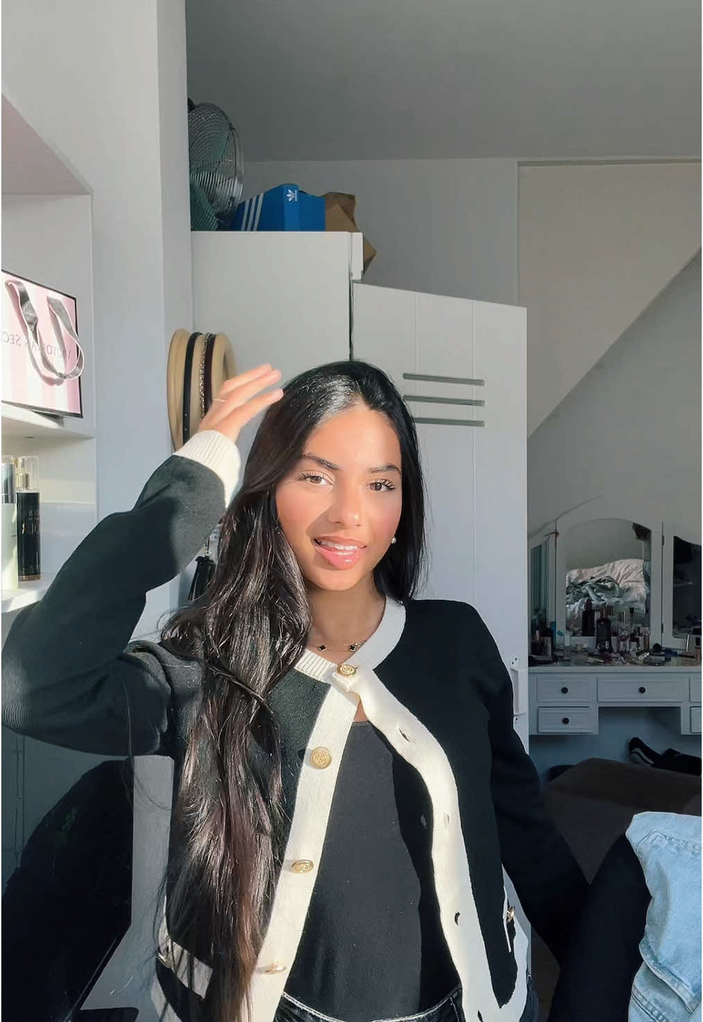 @𝐳𝐚𝐫𝐚 𝐧𝐨𝐨𝐫 𝐥𝐚𝐲𝐥𝐚