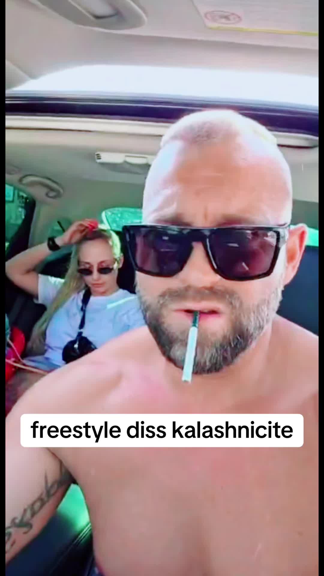 @.4леко Зелен