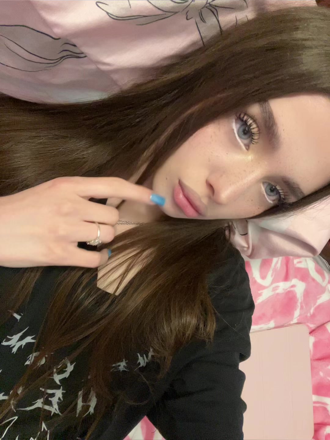 @KERRIᰔᩚ