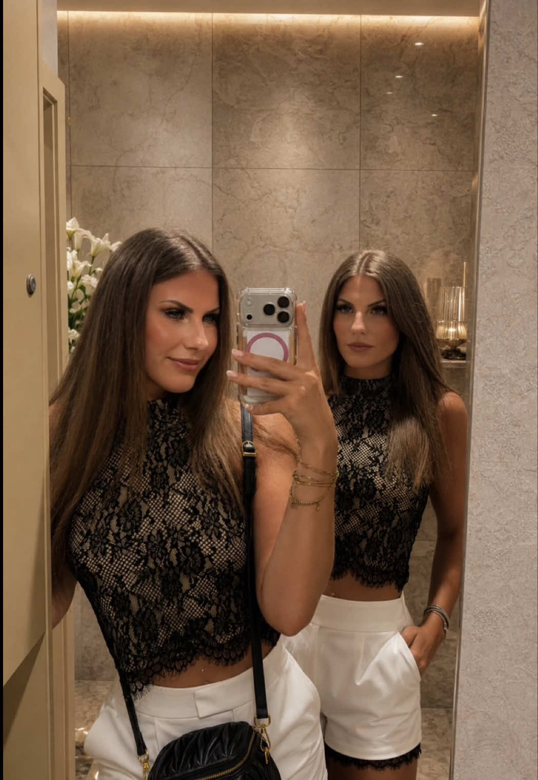 @Dezmaric_twins