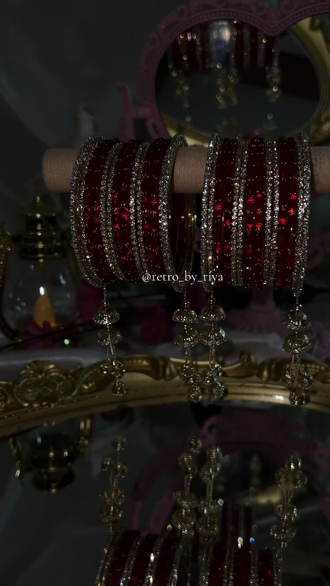 @retro_by_riya