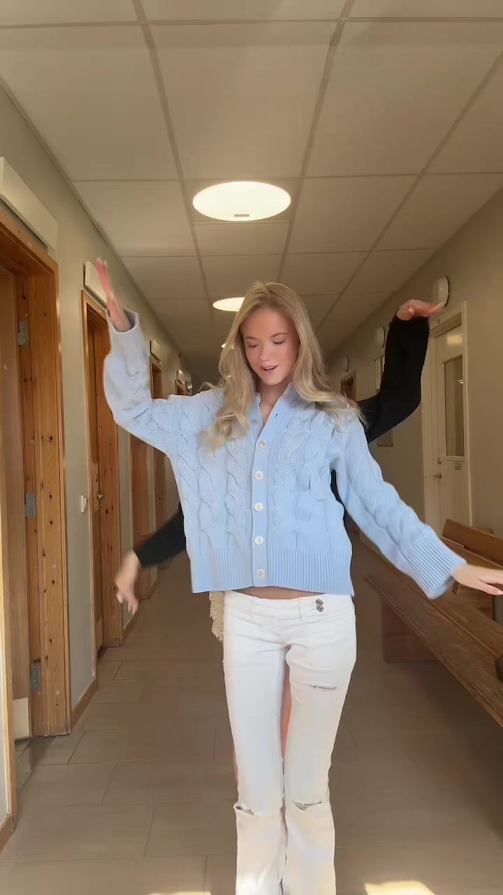 @😜👯♀️🤩