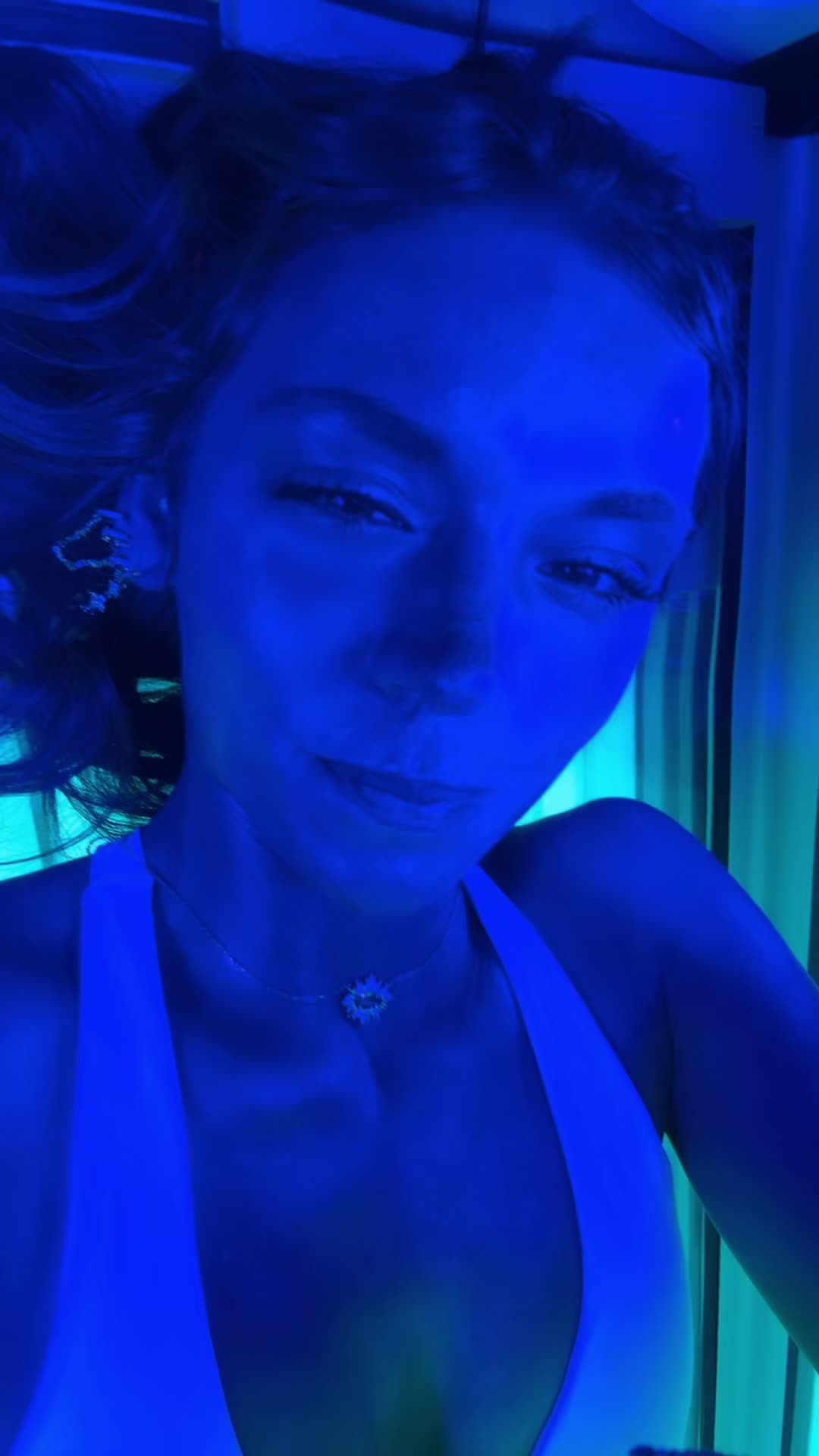@justliveyourlifelol