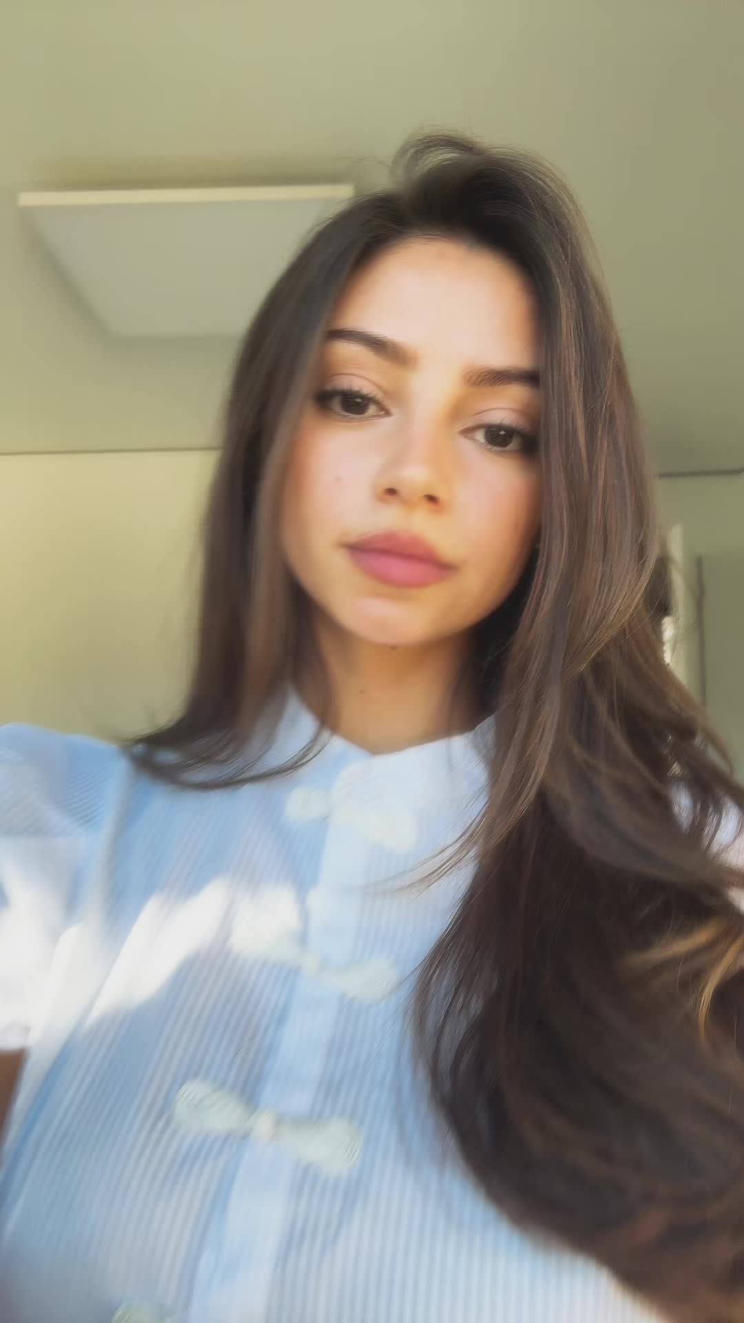 @Layna
