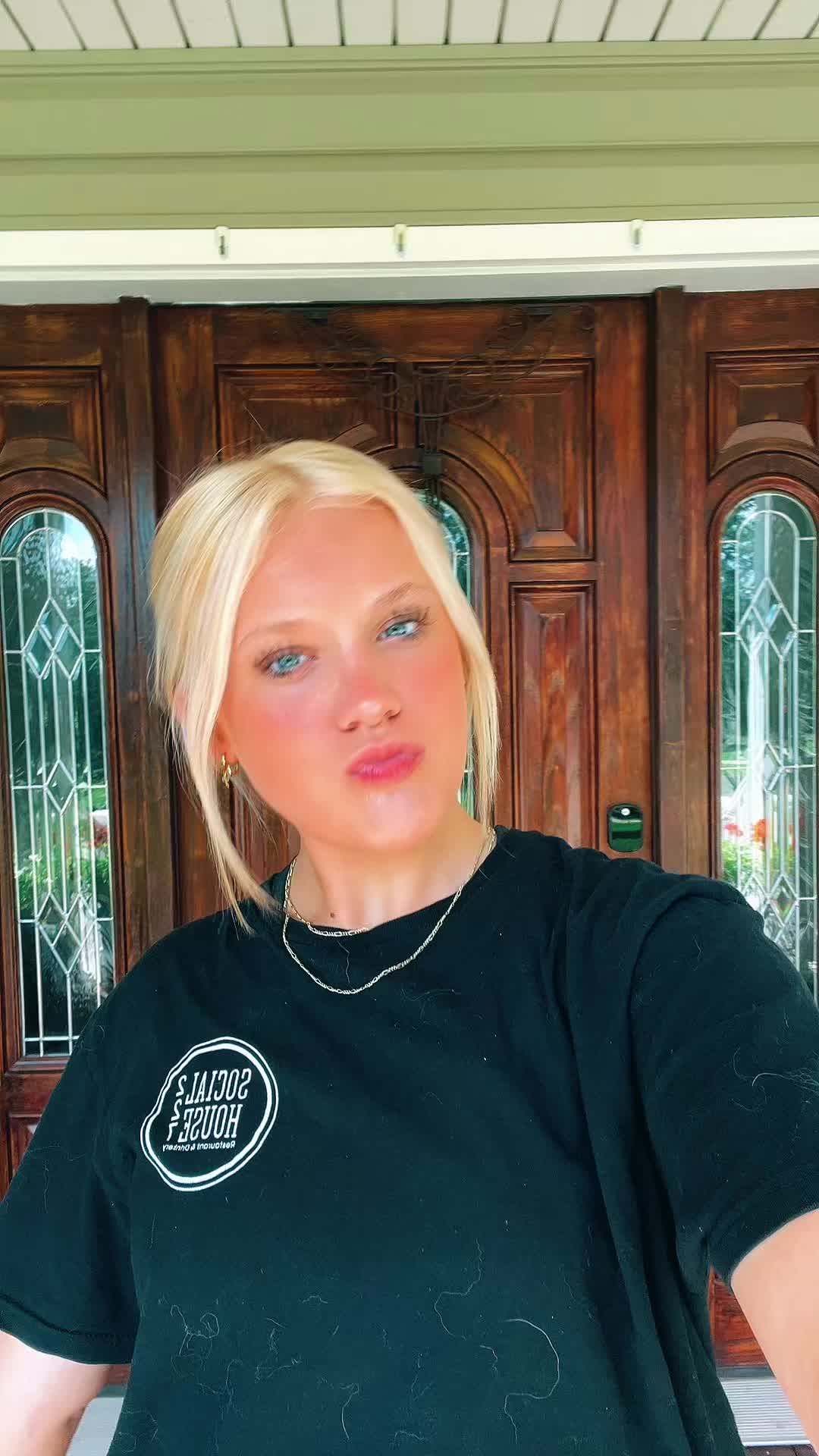 @alivia