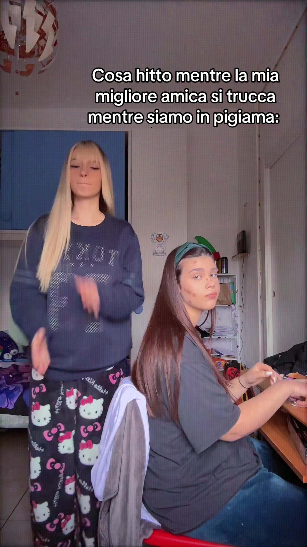 @👩🏼🇲🇩