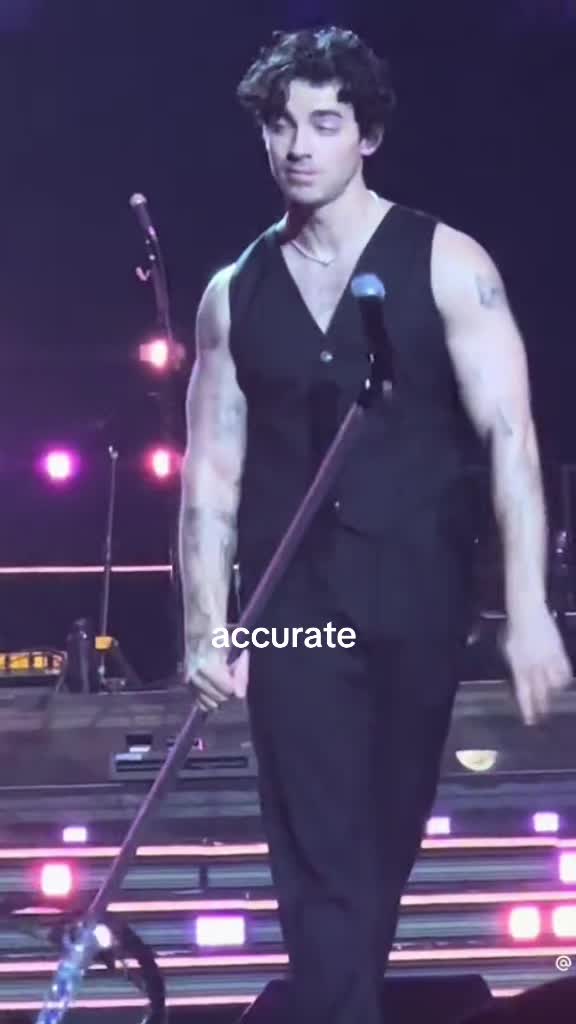 @Lorraine Louise