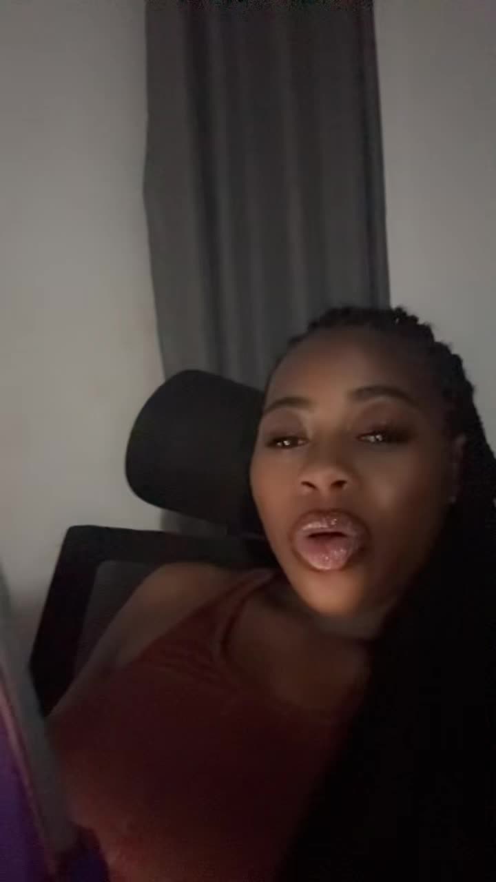 @GEE QUEEN