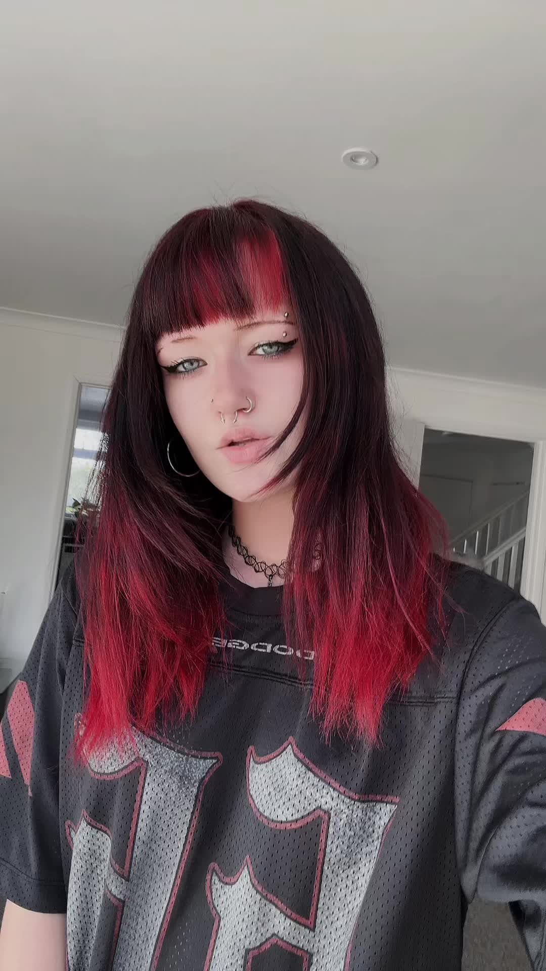 @izzy 🕷️