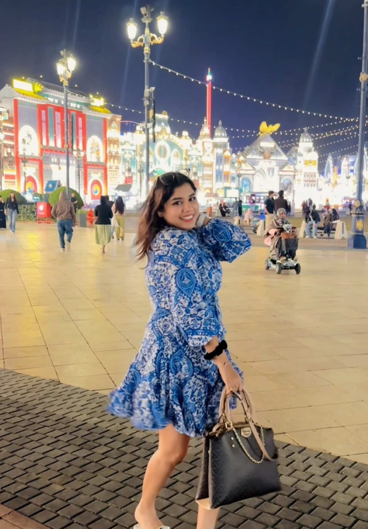@Lumini Kodithuwakku 🧿