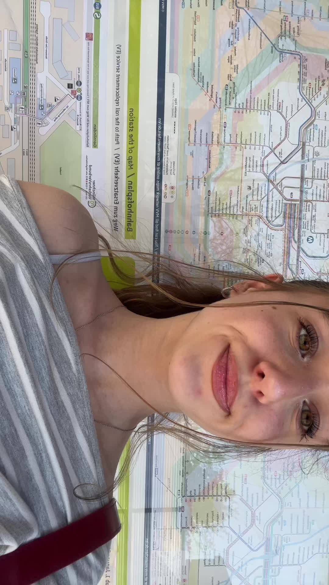 @Laraaa