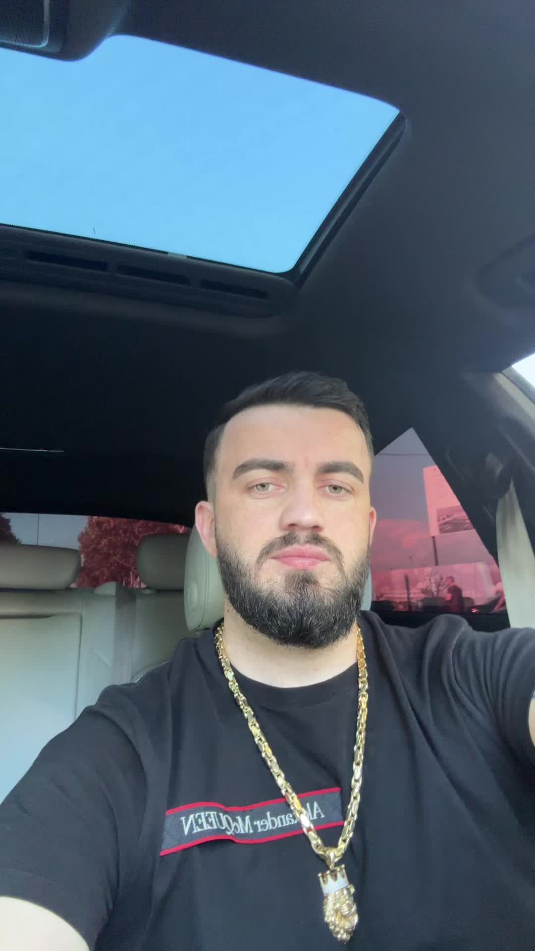 @Flamur_tota🇦🇱🇬🇧