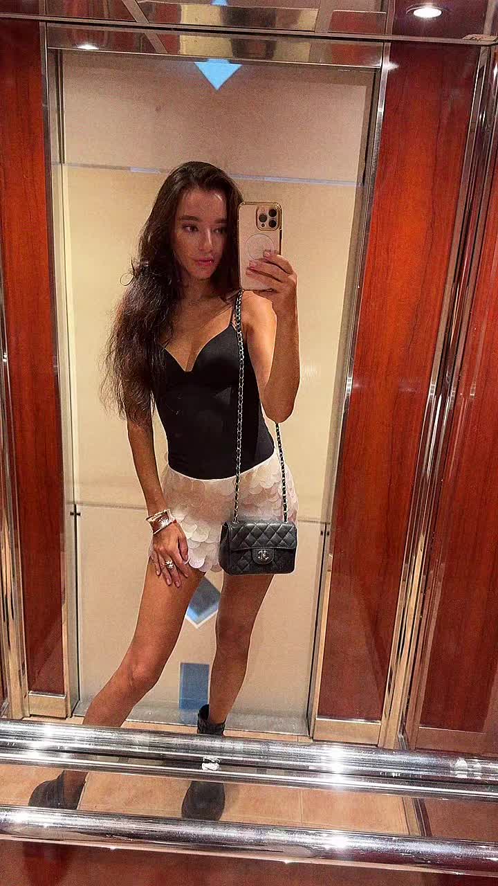 @anechka_m